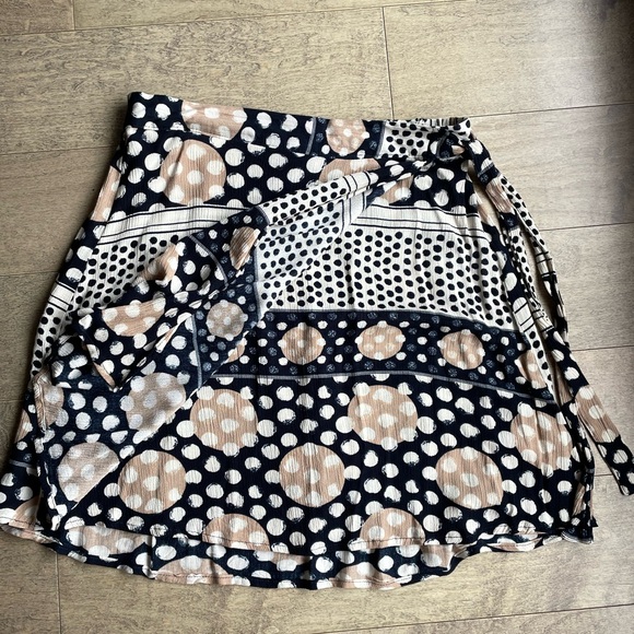 Faux wrap A-line Vero Moda medium skirt - Picture 5 of 8